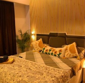 Greater Noida Apartment | Muffin Stays