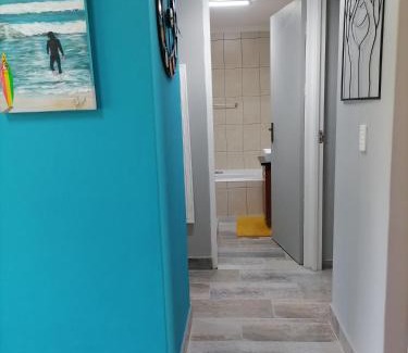 Muizenberg Apartment | Muizenberg Mountain View Apartment