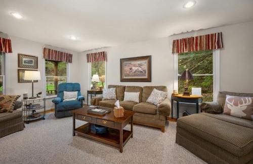 Ferguson House | Mulberry Creek by Leatherwood Mountains Resort