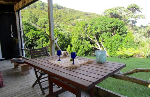 Tryphena Bed & Breakfast | Mulberry Grove Retreat