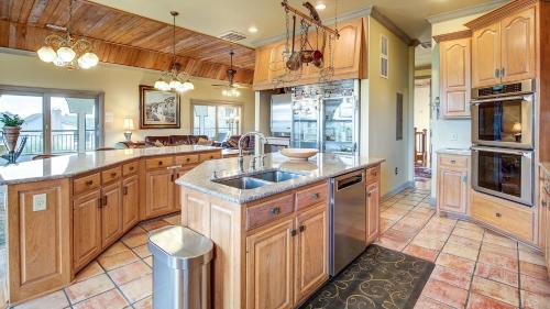 Debordieu Colony House | Mull Cottage home by Peace Vacations