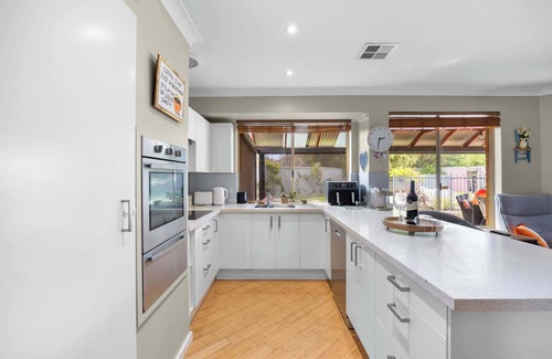 Beldon House | Mullaloo/Beldon Coastal Living