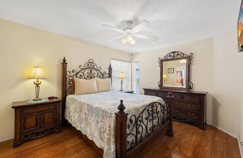 Cedar Key House | Mullet Manor Old Fenimore Condo