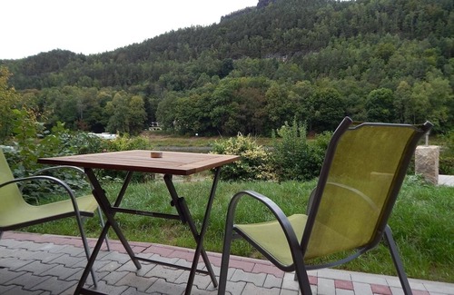 Koenigstein Apartment | Multi-bed room for 6 guests with 15m² in Königstein (270624)