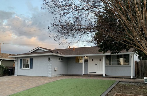 East San Jose House | Multi-generational house with an in-law unit