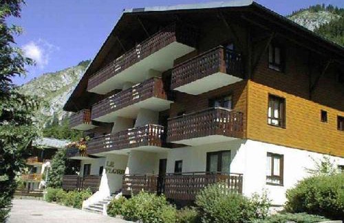 La Chapelle-d'Abondance Apartment | Multi Pass 3€/jour/pers - Charmant 2P au centre du village, 6 pers, balcon sud, parking, non fumeur - FR-1-692-27