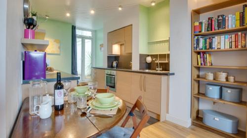 Mumbles Apartment | Mumbles Rd Apartment