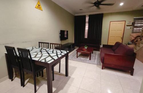 Kota Bharu House | MunadibStay Calm