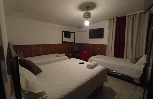 Zona 13 Hotel | MUNDO HOSTAL