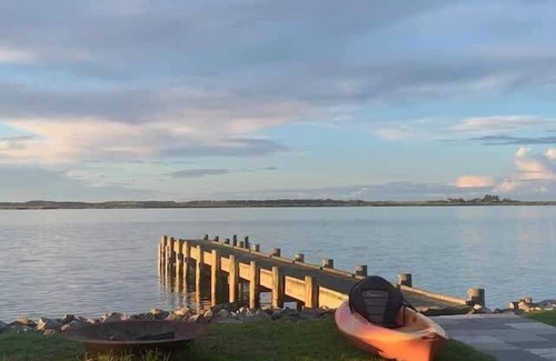 Nangkita House | Mundoo Waters, Waterfront, Family Friendly, WiFi