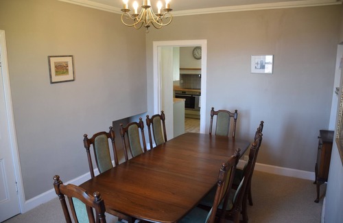Rockcliffe Cottage | Munro Cottage - a cottage that sleeps 7 guests in 4 bedrooms