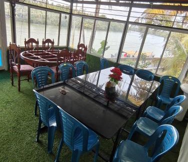 Munroe Island House | Munroe Riverside Homestay