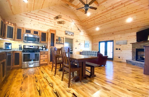 Murphy Cabin | 🪵 Murphy Cabin 🏔 Mountain View/2Bed-2Bath/6 guests/10mins to town