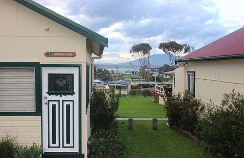 Bermagui Cottage | Murunna cabins No. 2 Bermagui