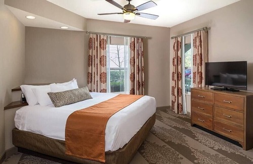 Pennington Bend Resort | Musical City! Wyndham Nashville 1 Bedroom Deluxe