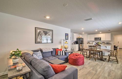 Pine Forest House | Musical Pensacola Home with Fire Pit and Grill!
