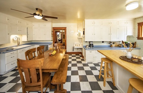 Tomahawk House | Muskie River Lodge – Where History Meets Comfort