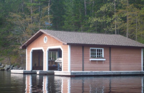 Muskoka Lakes Cottage | Muskoka East Bay Beautiful Lake View Southern exposure