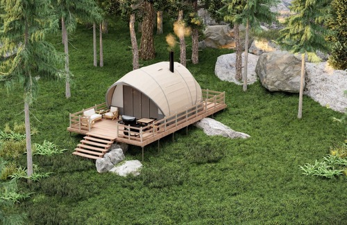 Torrance RV Rental | Muskoka Glamping Structure 4