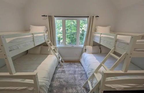 Torrance House | Muskoka Quiet Retreat