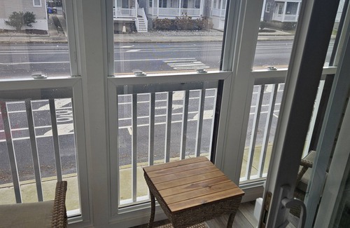 South End Condo | Must SEE Condo! 2 blocks from OCNJ Beach!Corner Property!