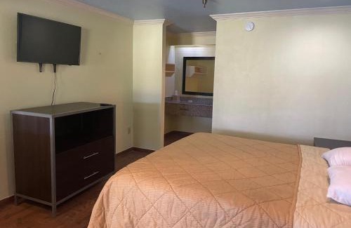 Jackson Hotel | Mustang inn