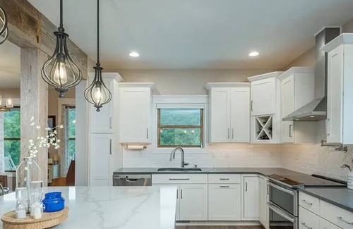 Saluda House | Mustard Seed Farm Estate in Saluda, NC!