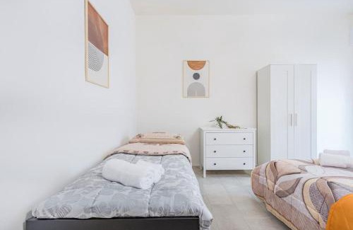 Buon Pastore-Sant'Agnese-San Damaso Apartment | Mutina Design Suite - City life & Hesperia Hospital