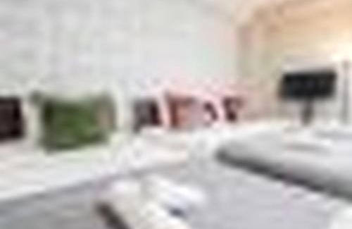 Shinsekai Apartment | Mutsumi Shinimamiya 601 むつみ庵新今宮 601
