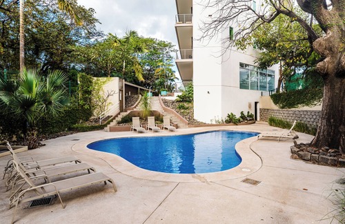 Tamarindo Condo | mVillas - Luxury 2Bed 2Bath Condo w Pool