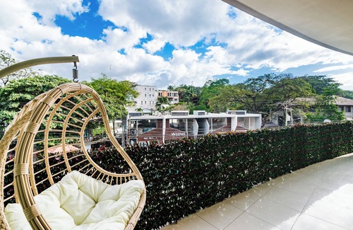 Tamarindo Condo | mVillas - Luxury 2Bed 2Bath Condo w Pool