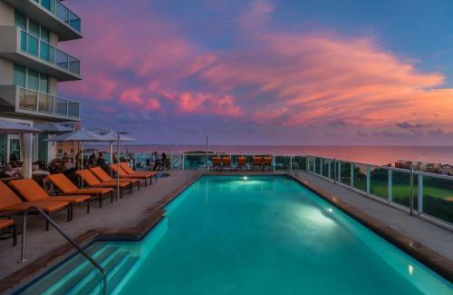 Coconut Grove Hotel | MVR Groves Most Photo Worthy Suite