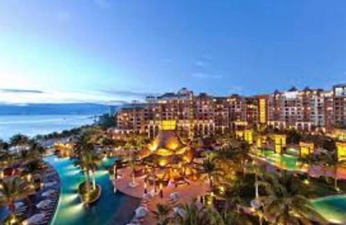 Downtown Cancun Resort | Garza Blanca Cancun