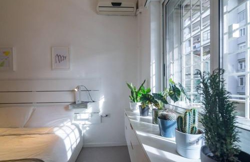 Cinecitta Apartment | My Cozy White House