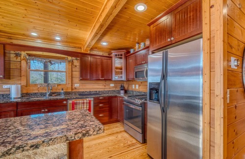 Mill Spring Cabin | My Happy Place Cabin