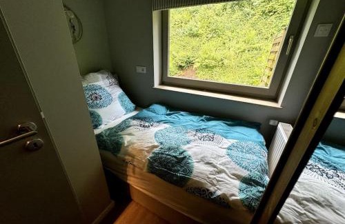 Gemarkung Barmen Apartment | My-Happy-Place - Netflix - Stellplatz - Terrasse - Garten