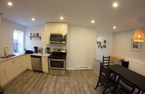 Dunnville Cottage | My Lighthouse Cottages #1