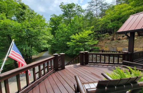 Morganton Cabin | My Mountain Medicine by Escape to Blue Ridge