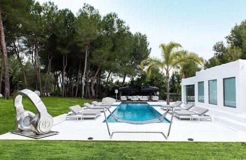Sant Josep de sa Talaia Villa | My Rental Homes - Villa Sound luxury property with pool and privacy