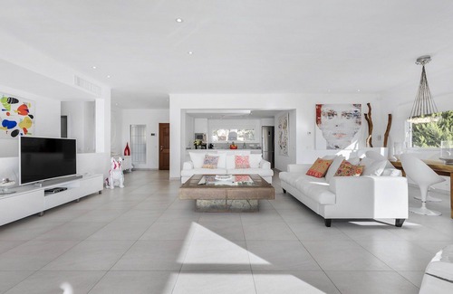Can Furnet Villa | My Rental Homes - Villa Relaja with private pool and lounge area with sea view