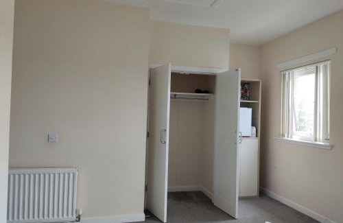 Muirhouse House | My room