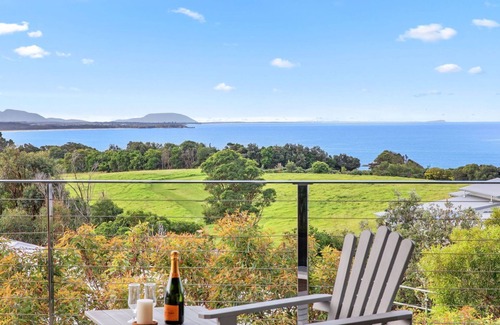 Red Head House | My Seascape - Extensive north facing beach and ocean views