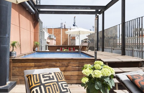 el Fort Pienc Apartment | My Space Barcelona 6 Apart. with pool near the Cathedral up to 48 pax.