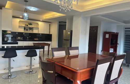 San Juan House | My Suite Heart of San Juan City near Ortigas Philippines .Spacious 3 BR unit
