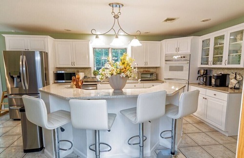 Stroudsburg House | My Ultimate Getaway l Pool l HotTub l Sauna l Game Room