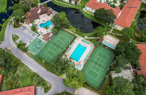 Trailer Estates Apartment | MyCataleya Beautiful Florida Condo (Bradenton)