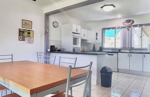 Diamond Beach House | Myriong - 5 Bedroom Family Home in the Heart of Diamond Beach