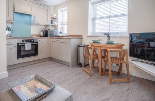 Saundersfoot Apartment | Myrtle - 1 Bedroom Apartment - Saundersfoot