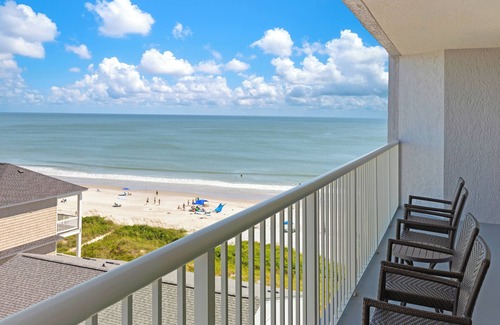 Ash Apartment | Myrtle Beach, SC: 2BR w/Balcony, Pool: 1.4 Mi. From Barefoot Landing