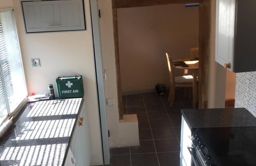 Dickleburgh Cottage | Myrtle Cottage, Your own holiday home
